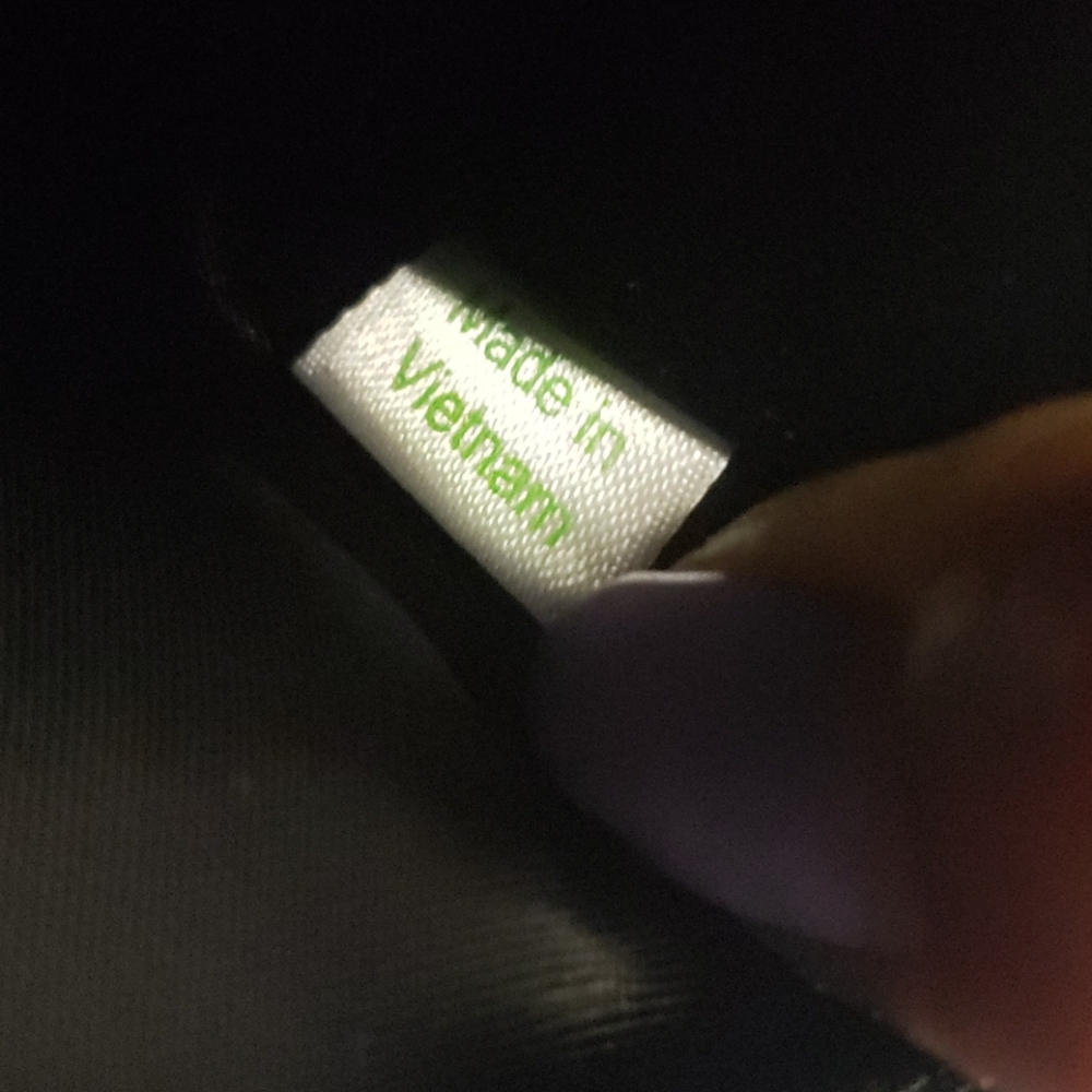 NWOT Vera Bradley Wallet - Picture 6 of 15